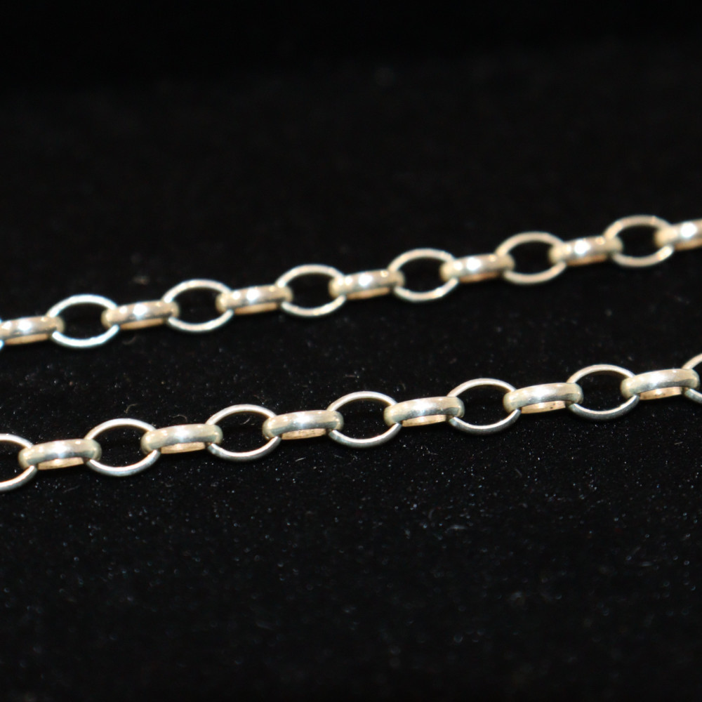 Gucci Interlocking Necklace Silver - image 4